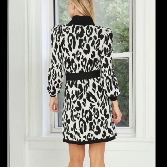 Who What Wear black cream leopard sweater dress. Size XS - Picture 4 of 8